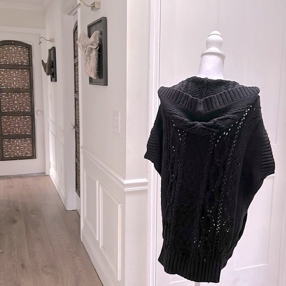 Moda Intl Womens Black Cotton Hooded Cable Knit Cardigan S Dark Academia Cozy - Picture 2 of 11